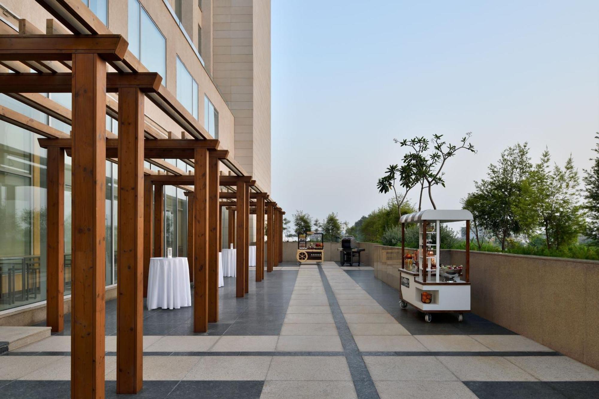 Le Meridien Amritsar Bagian luar foto
