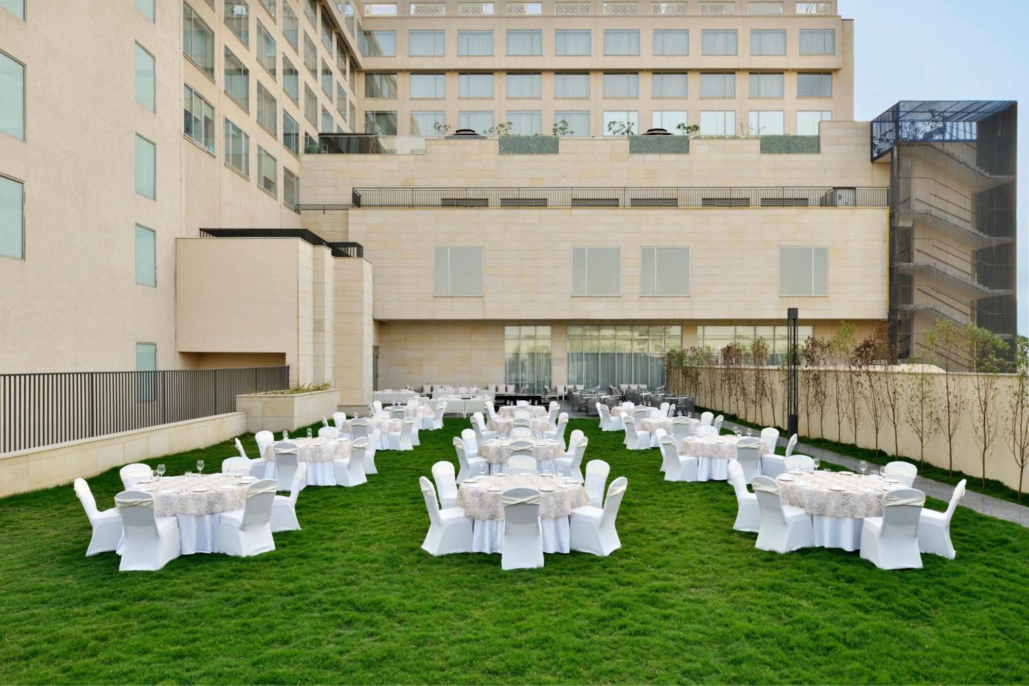 Le Meridien Amritsar Bagian luar foto